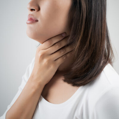 Early Symptoms of Thyroid Cancer and Treatments